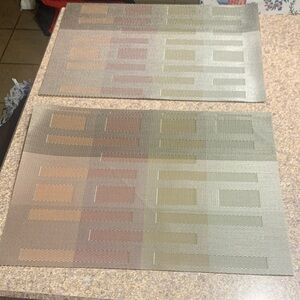 Elegant Woven Placemats - Set of five